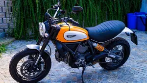 Ducati Scrambler 800 Classic (2015 - 16) 
