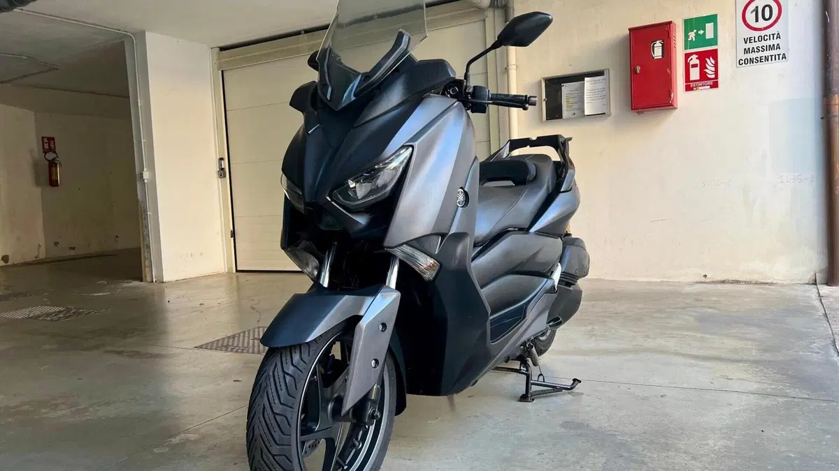 Yamaha X-Max 300 ABS (2017 - 20)  (9)