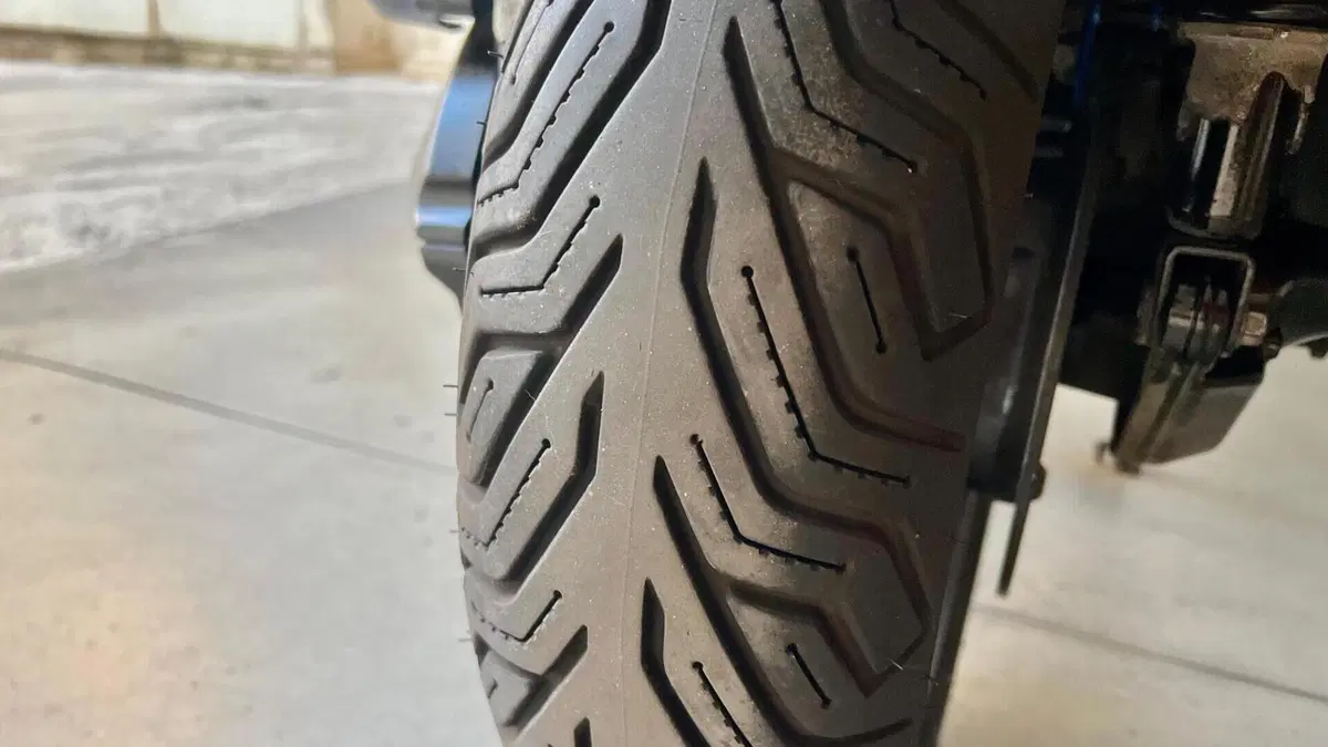 Yamaha X-Max 300 ABS (2017 - 20)  (10)