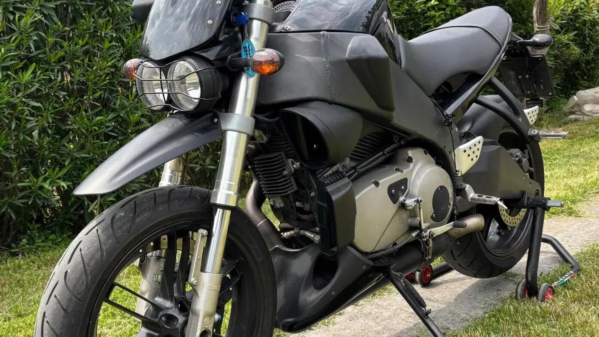 Buell Lightning Super TT XB12STT  (4)