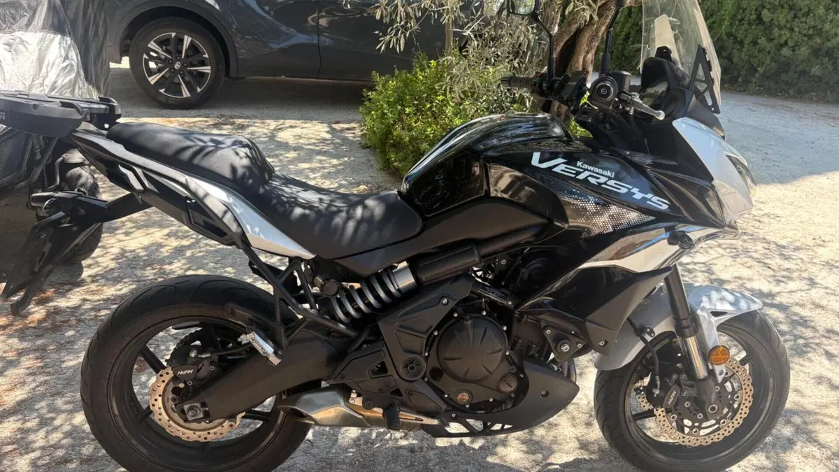 Kawasaki Versys 650 (2021 - 24)  (2)