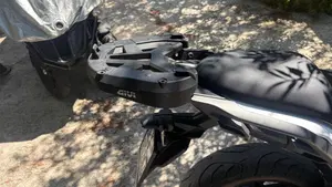 Kawasaki Versys 650 (2021 - 24)  (6)