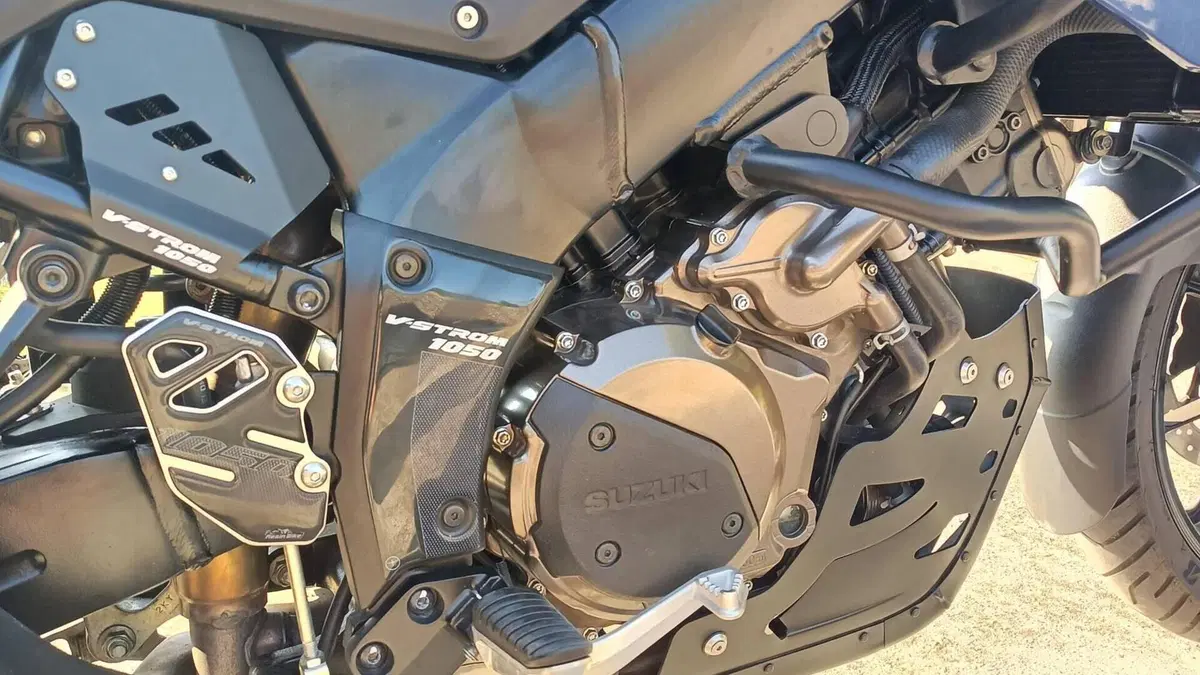 Suzuki V-Strom 1050SE (2023 - 24)  (4)