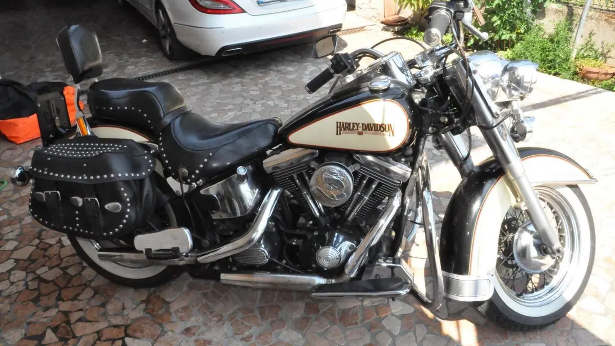 Harley-Davidson 1340 Heritage Classic (1984 - 98) - FLSTC  (8)