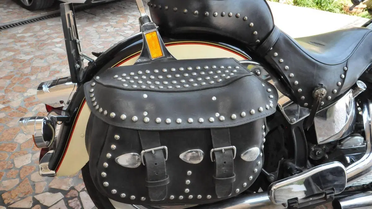 Harley-Davidson 1340 Heritage Classic (1984 - 98) - FLSTC  (10)
