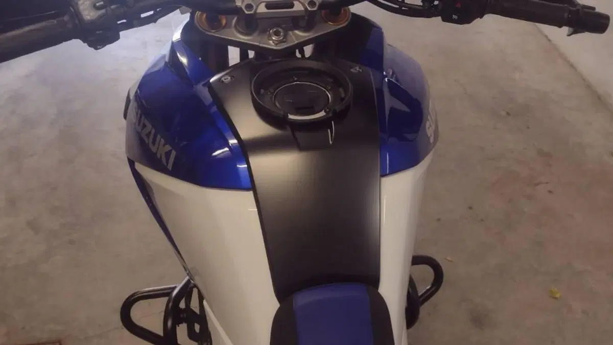 Suzuki V-Strom 1050DE (2023 - 24)  (6)