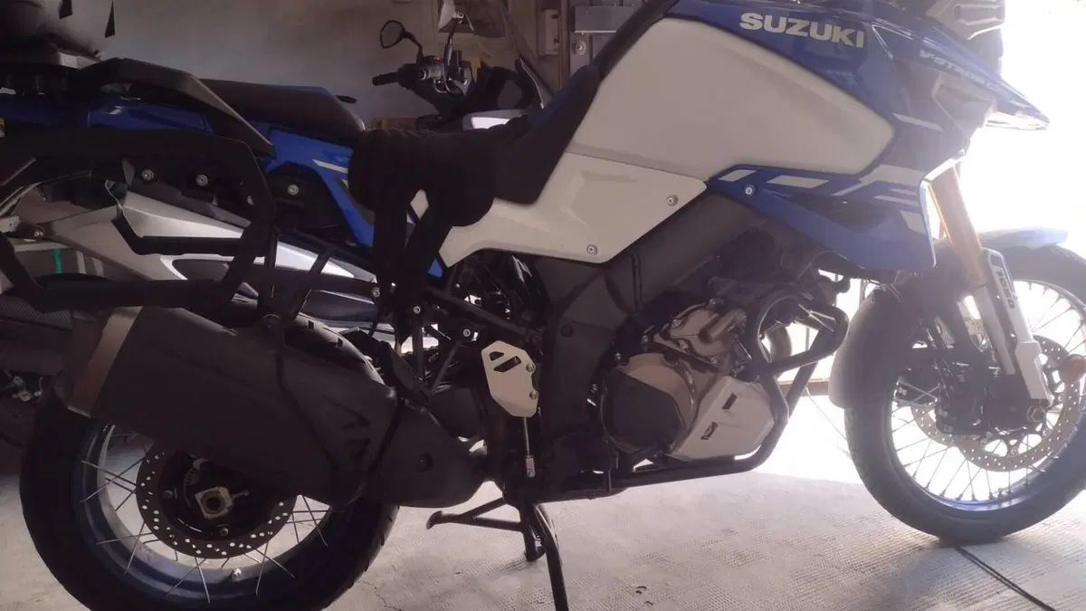 Suzuki V-Strom 1050DE (2023 - 24)  (11)