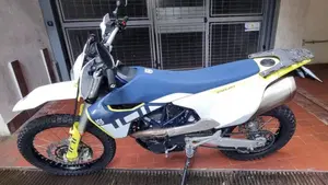 Husqvarna 701 Enduro (2023 - 25)  (3)