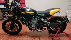 Ducati Scrambler 800 Full Throttle (2015 - 16)  (2)