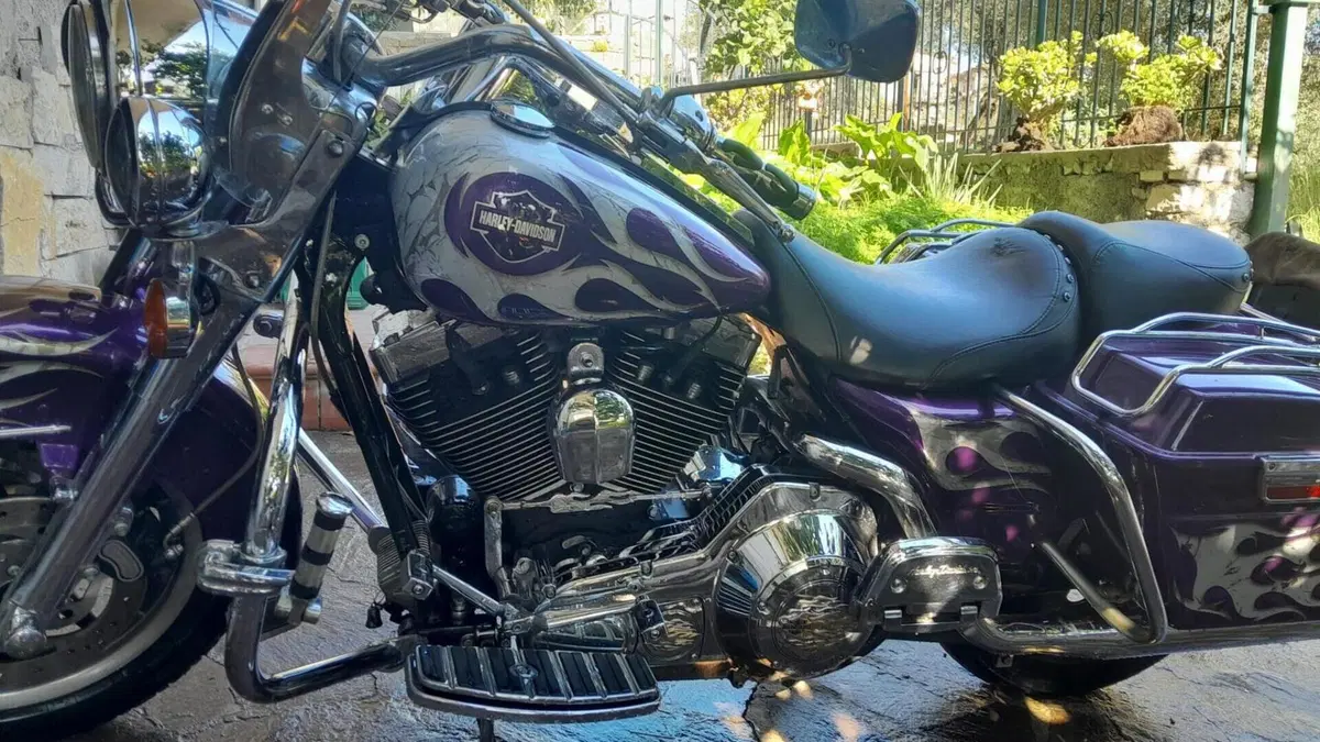 Harley-Davidson 1450 Road King Classic (1999 - 02) - FLHRCI 