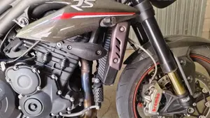 Triumph Speed Triple 1050 RS (2018 - 20)  (3)
