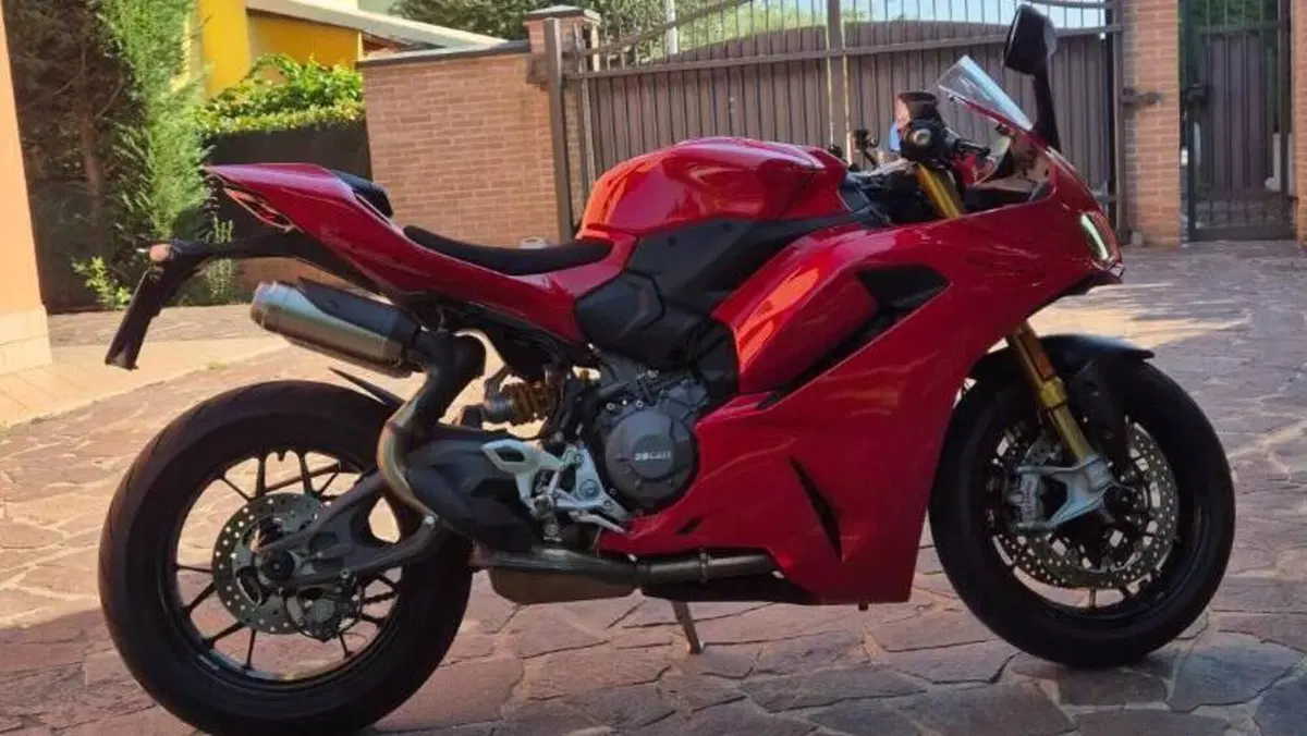 Ducati Panigale V2 S (2025 - 26)  (6)