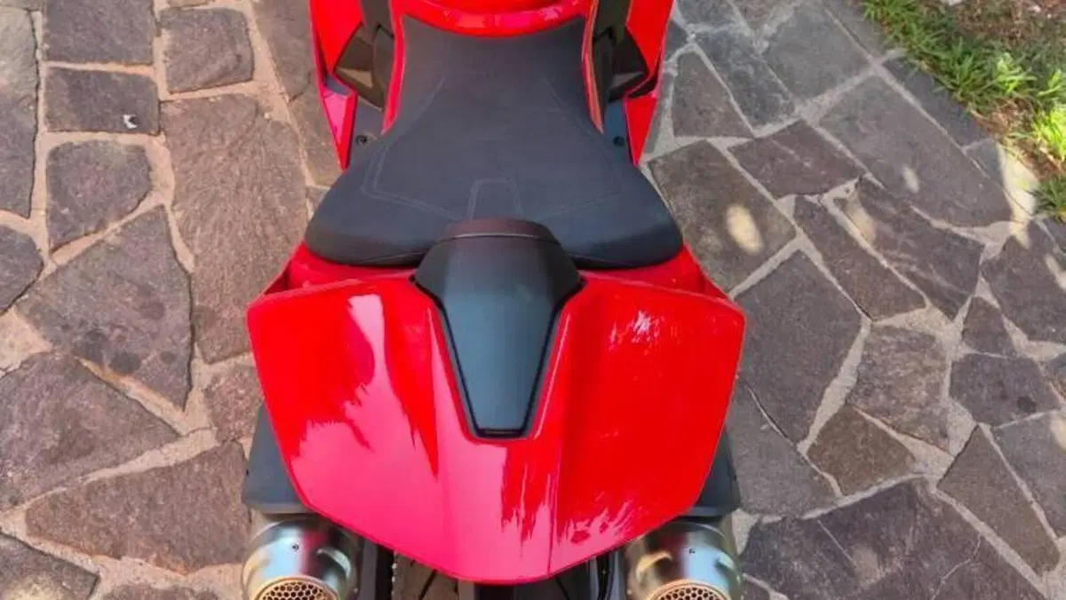 Ducati Panigale V2 S (2025 - 26)  (9)