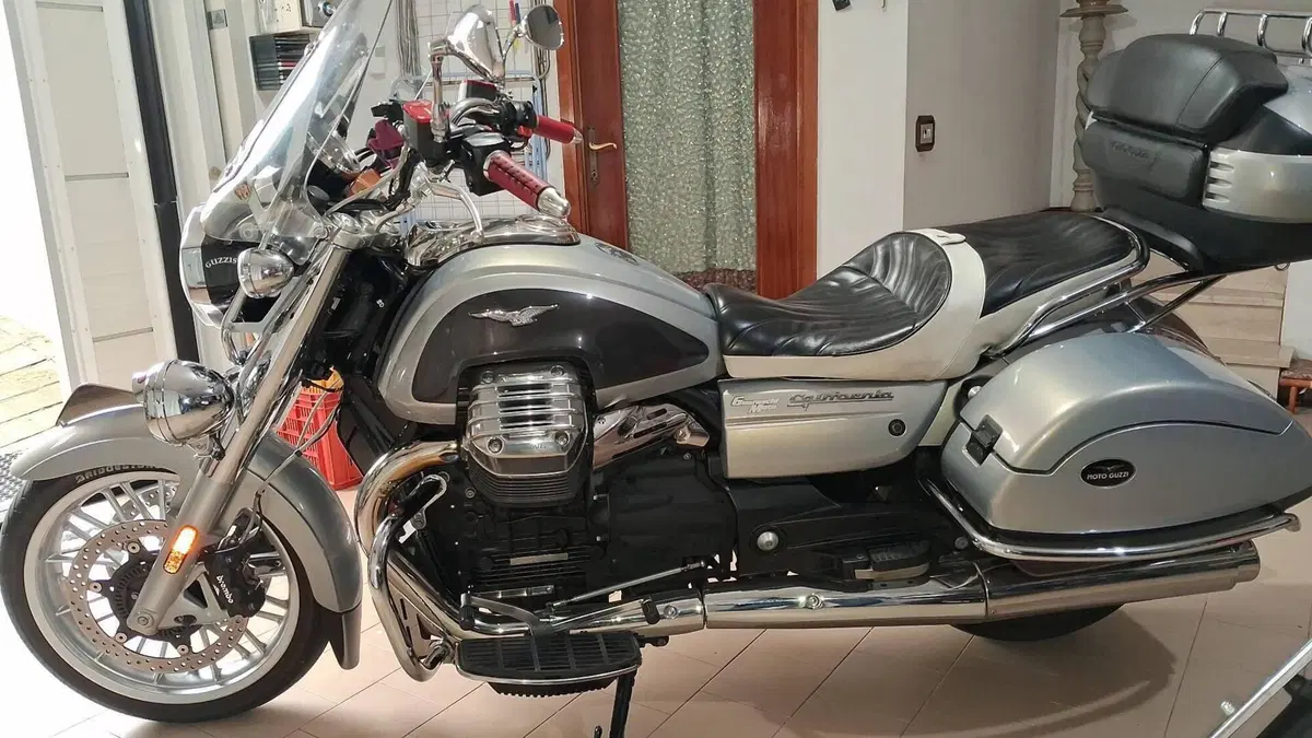Moto Guzzi California 1400 Touring SE (2015 - 16)  (5)