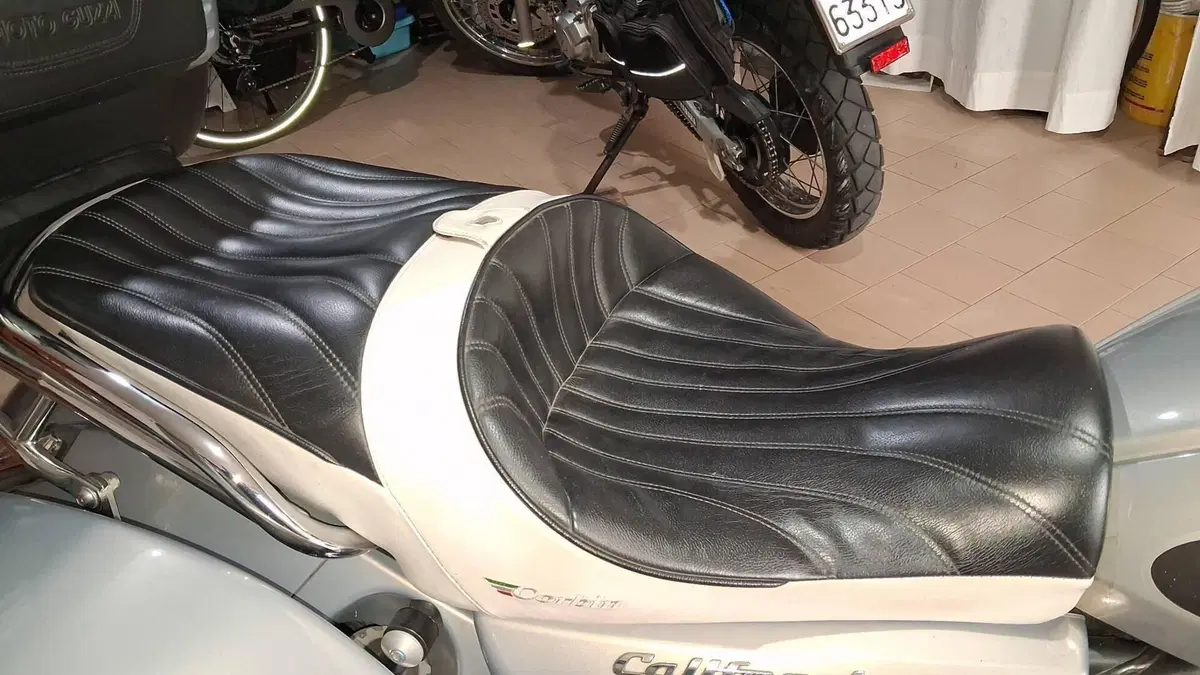 Moto Guzzi California 1400 Touring SE (2015 - 16)  (12)