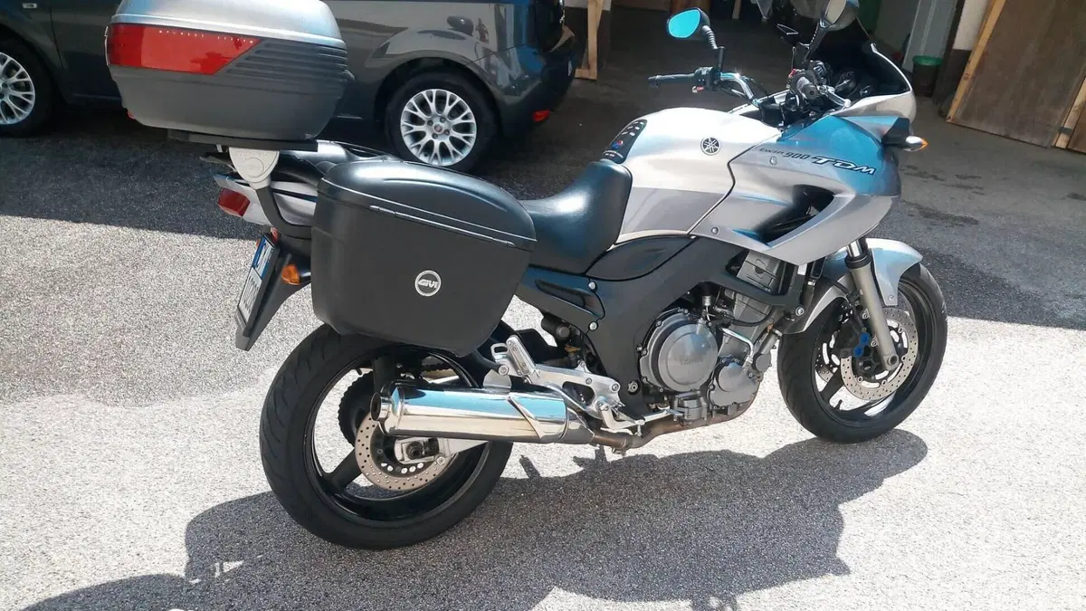 Yamaha TDM 900 (2002 - 14)  (10)
