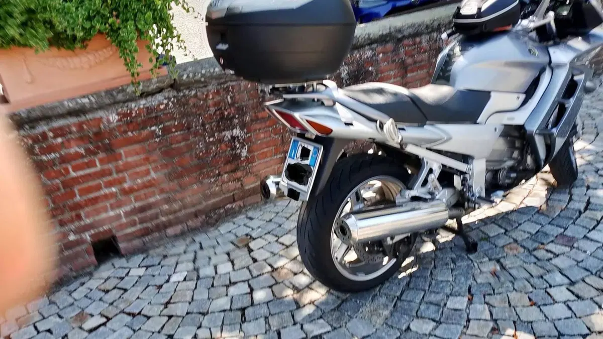 Yamaha FJR 1300 ABS (2005 - 06)  (3)