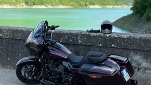 Harley-Davidson CVO Street Glide (2024)  (8)