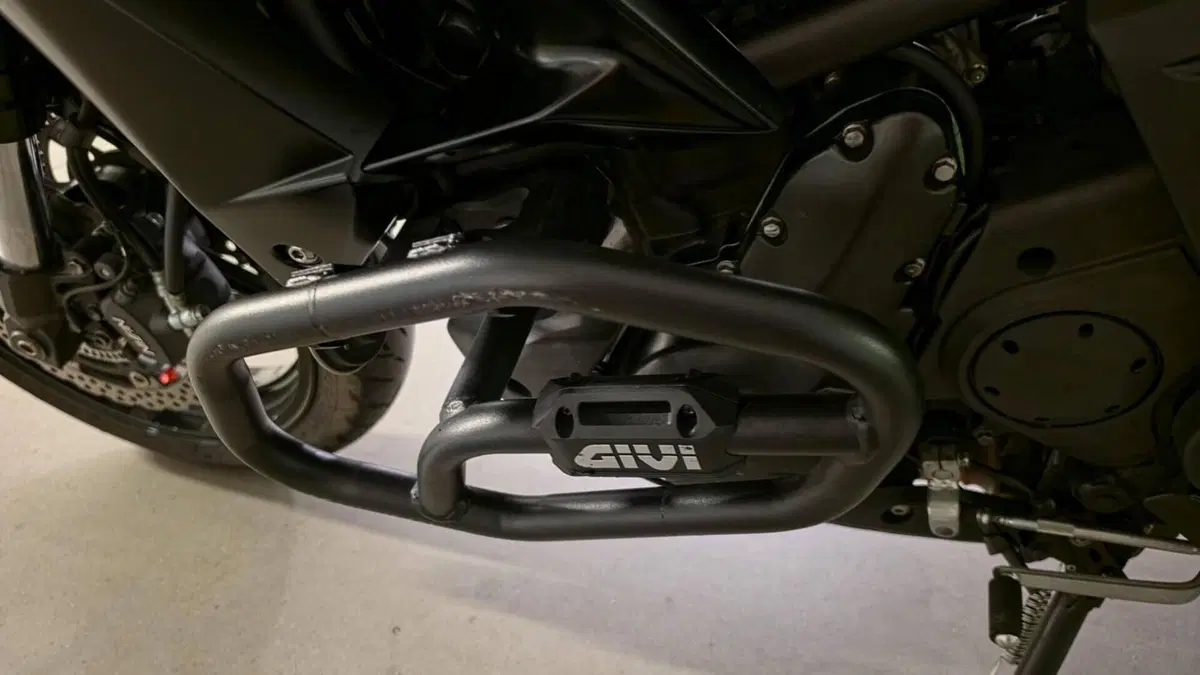 Kawasaki Versys 650 ABS (2015 - 16)  (2)