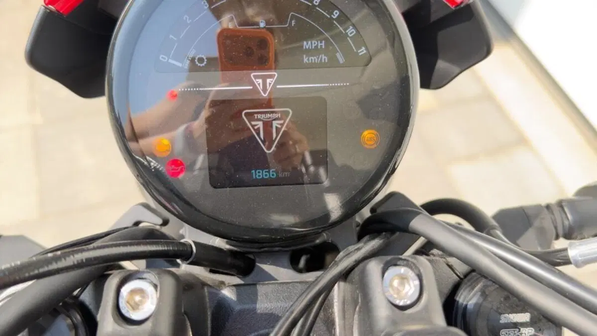 Triumph Trident 660 (2025)  (3)