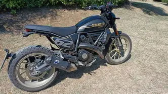 Ducati Scrambler 800 Full Throttle (2025 - 26) usata