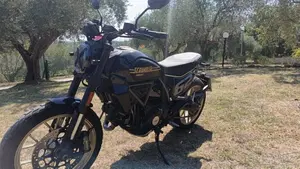Ducati Scrambler 800 Full Throttle (2025 - 26)  (2)