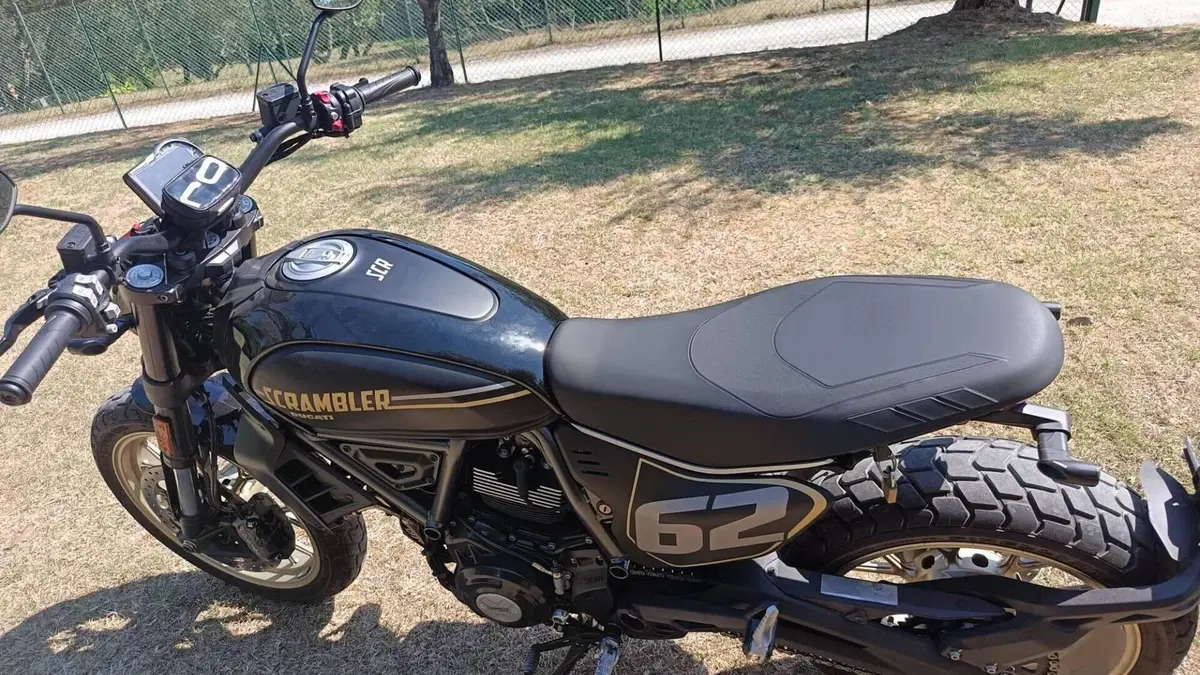 Ducati Scrambler 800 Full Throttle (2025 - 26)  (4)