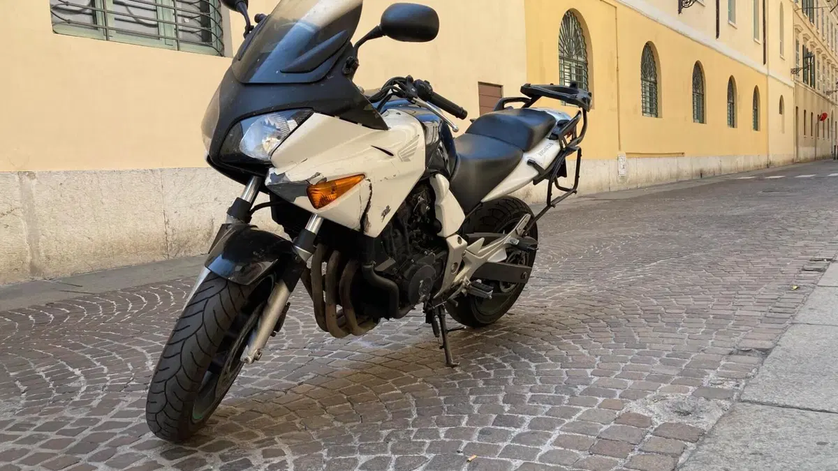 Honda CBF 600 N (2005- 11)  (6)