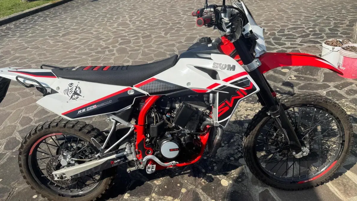 Swm RS 125 R (2021 - 23)  (3)