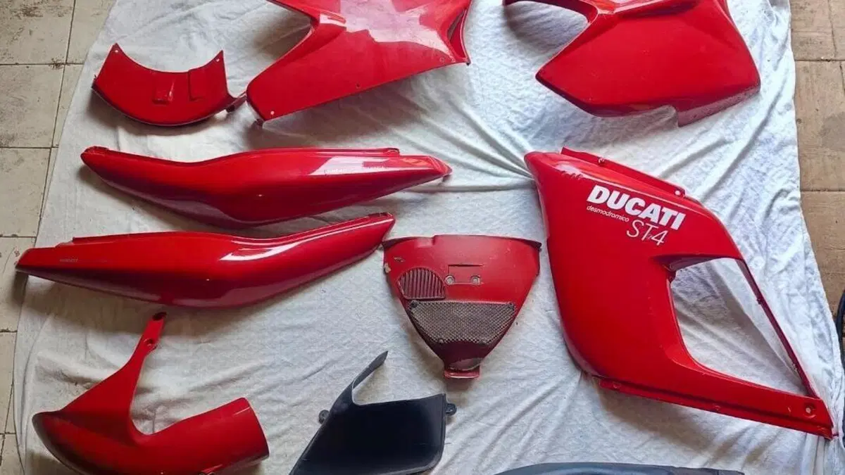 Ducati ST4 (1999 - 02)  (10)