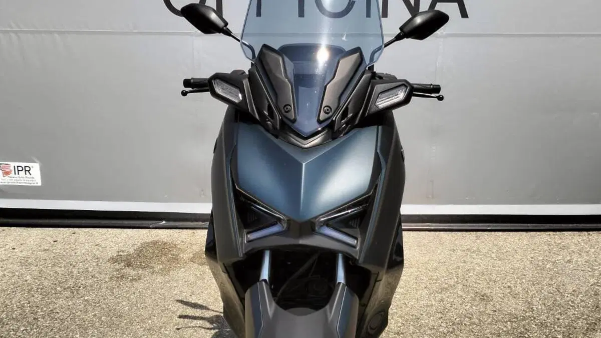 Yamaha X-Max 300 (2021 - 24)  (4)