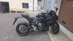 Suzuki GSX-8R (2024 - 26)  (3)