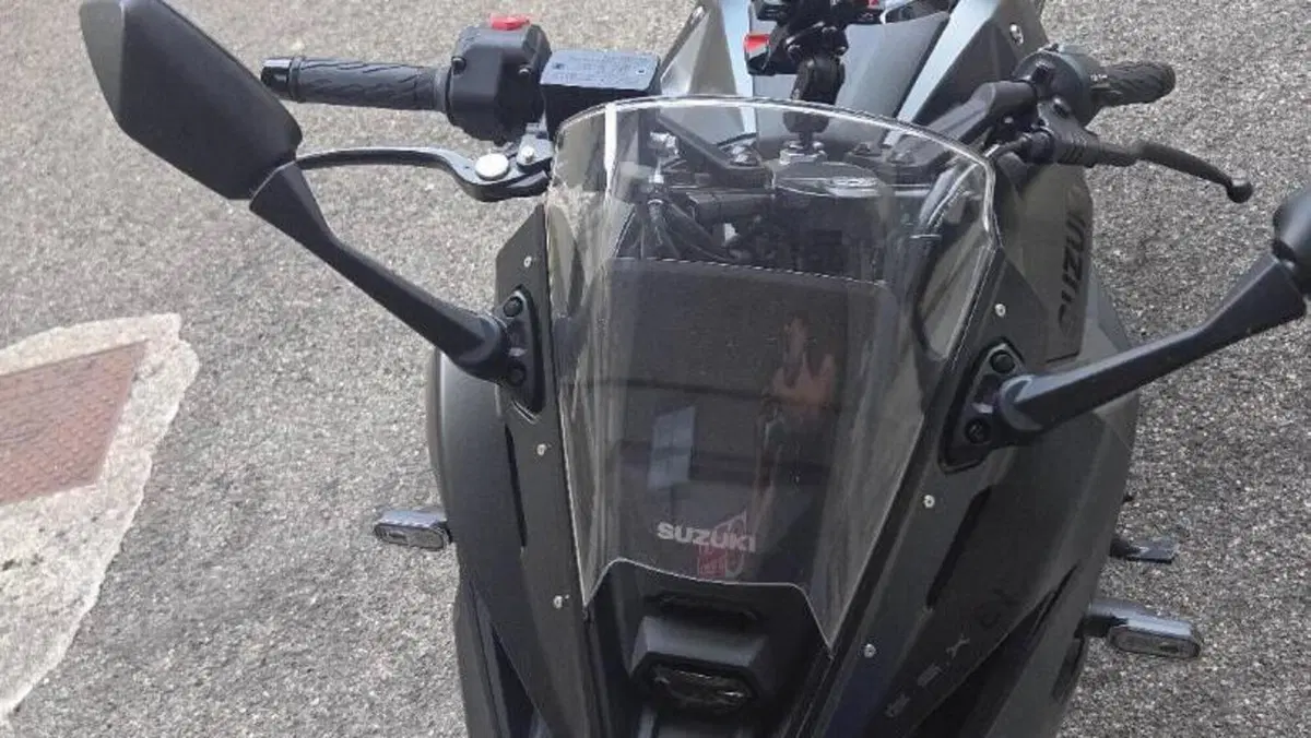 Suzuki GSX-8R (2024 - 26)  (5)
