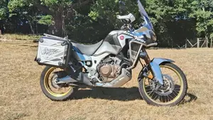 Honda Africa Twin CRF 1000L Adventure Sports Travel Edition (2019)  (3)