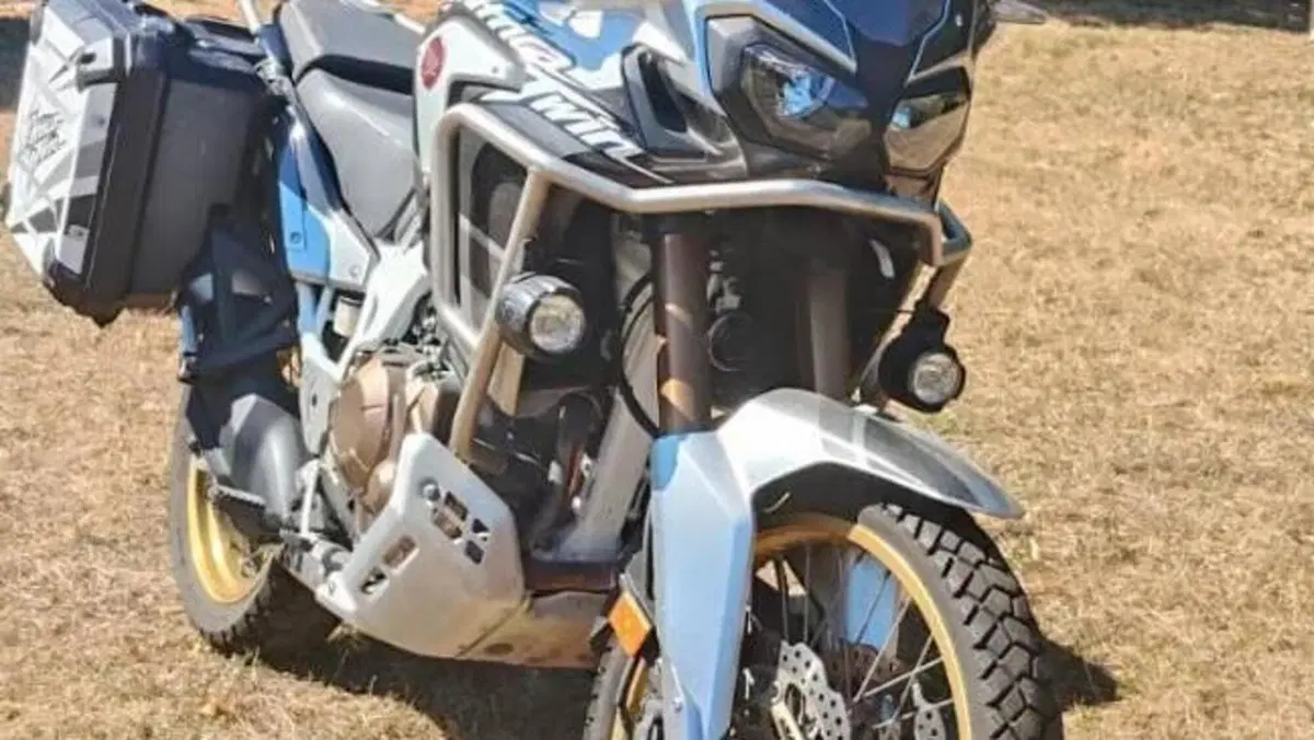 Honda Africa Twin CRF 1000L Adventure Sports Travel Edition (2019)  (4)