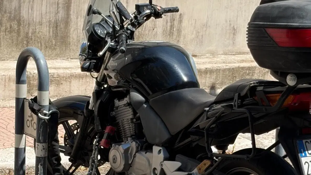 Honda CBF 500  (2)