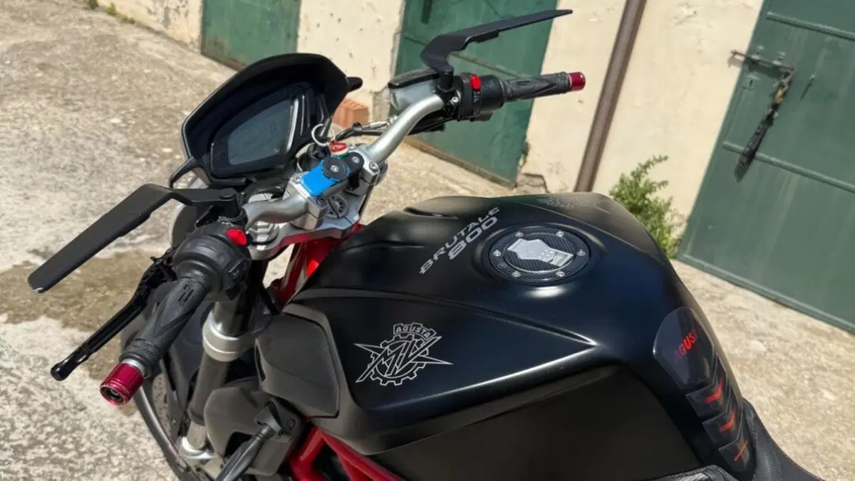 MV Agusta Brutale 800 EAS ABS (2012 - 15)  (12)