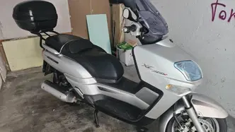 Yamaha XC 300 Versity usata