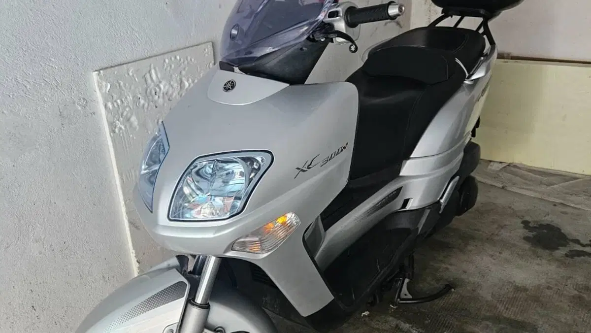 Yamaha XC 300 Versity  (5)