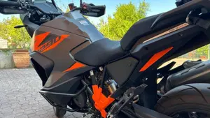 KTM 1290 Super Adventure S (2022 - 25)  (2)