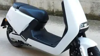 Yadea G5S (2022 - 26) usata