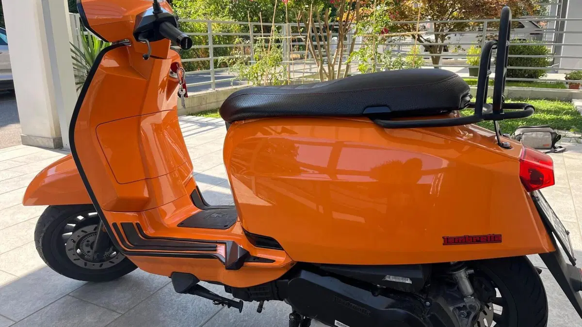 Lambretta V125 Special (2021 - 26)  (4)