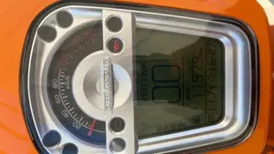 Lambretta V125 Special (2021 - 26)  (8)