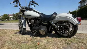 Harley-Davidson 1584 Street Bob (2007) - FXDB  (2)