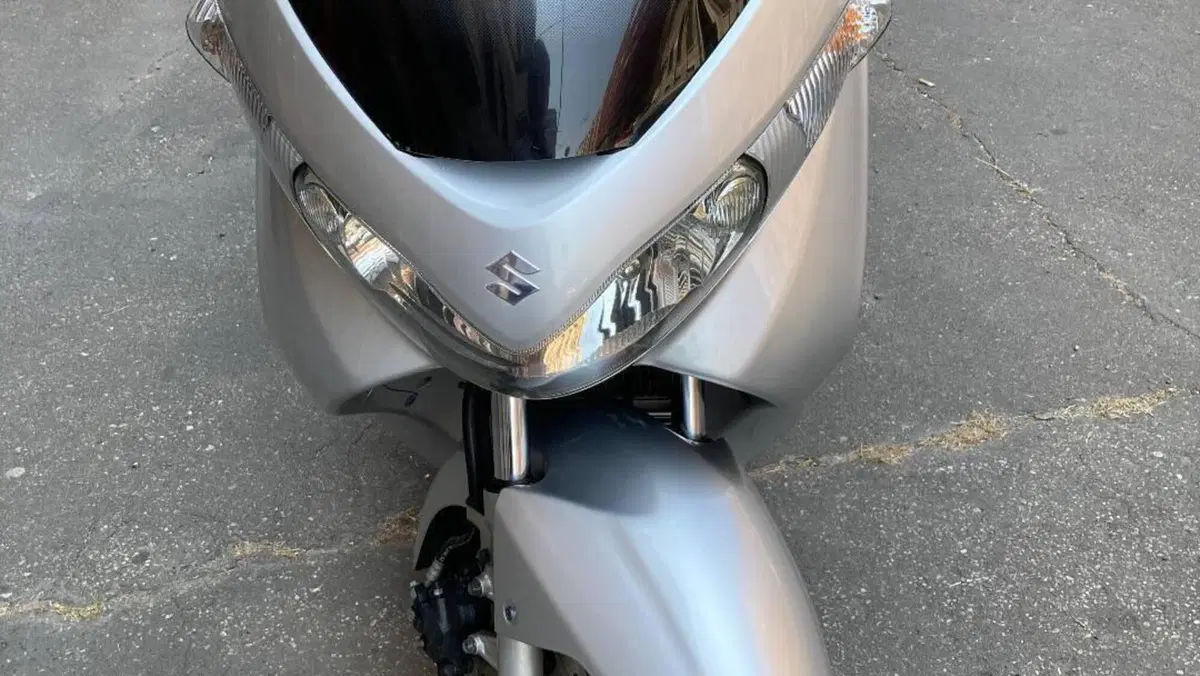 Suzuki Burgman UH 200 (2006 - 12)  (2)