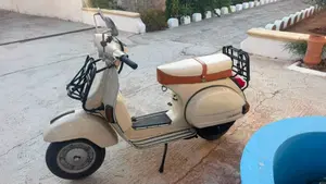 Piaggio   (2)