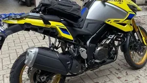 Suzuki V-Strom 1050DE (2023 - 24)  (2)
