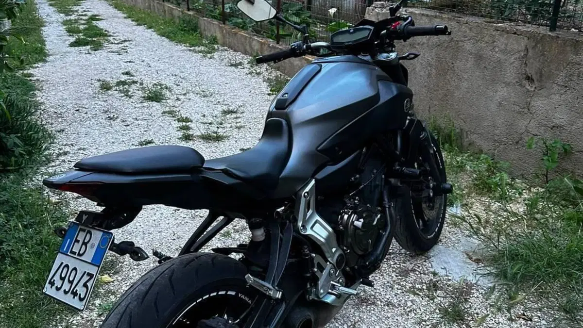 Yamaha MT-07 (2014 - 16)  (3)