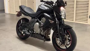 Kawasaki ER-6N (2005 - 08) 