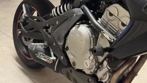 Kawasaki ER-6N (2005 - 08)  (5)
